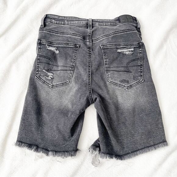 American Eagle Outfitters black super hi rise biker ripped jeans size 6 AEO - Picture 2 of 6